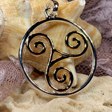 Load image into Gallery viewer, Arawn Celtic Spiral Necklace