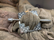 Load image into Gallery viewer, Ailsa Celtic Scarf Ring 07