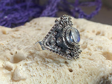 Load image into Gallery viewer, Jannon Celtic Moonstone Ring