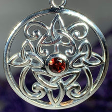 Load image into Gallery viewer, Oifa Trinity Knot Necklace