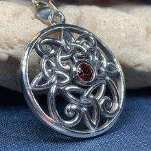 Load image into Gallery viewer, Oifa Trinity Knot Necklace