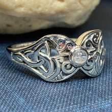 Load image into Gallery viewer, Celtic Triple Moon Ring