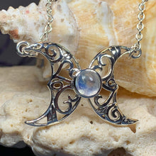 Load image into Gallery viewer, Morgana Moon Necklace