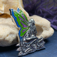 Load image into Gallery viewer, Green Fairy Necklace