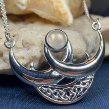 Load image into Gallery viewer, Beauty of Triple Moon Necklace
