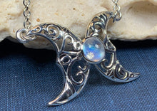 Load image into Gallery viewer, Morgana Moon Necklace
