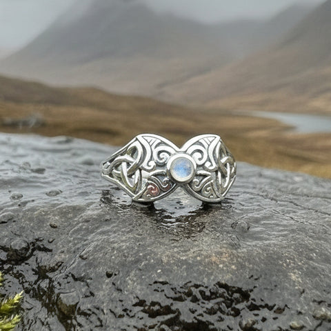 Load image into Gallery viewer, Celtic Triple Moon Ring with Moonstone