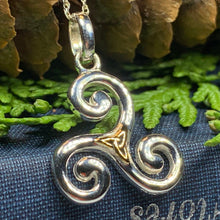 Load image into Gallery viewer, Keeva Triple Spiral Necklace