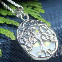 Load image into Gallery viewer, Valene Tree of Life Necklace