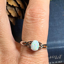 Load image into Gallery viewer, Scottish Mist Celtic Ring