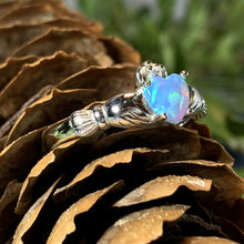 Load image into Gallery viewer, Glynnis Claddagh Ring