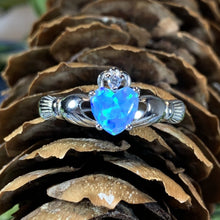 Load image into Gallery viewer, Glynnis Claddagh Ring