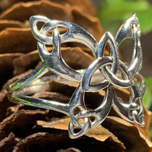 Load image into Gallery viewer, Trinity Knot Butterfly Ring