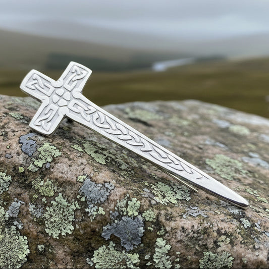 Celtic Cross Kilt Pin, Celtic Jewelry, Scotland Jewelry, Ireland Gift, Celtic Knot Brooch, Bagpiper Gift, Scottish Gift, Dad Gift, Mom Gift