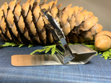 Load image into Gallery viewer, Welsh Dragon Money Clip, Celtic Jewelry, Wales Jewelry, Graduation Gift, Irish Jewelry, Dad Gift, Groom Gift, Best Man Gift, Dragon Jewelry