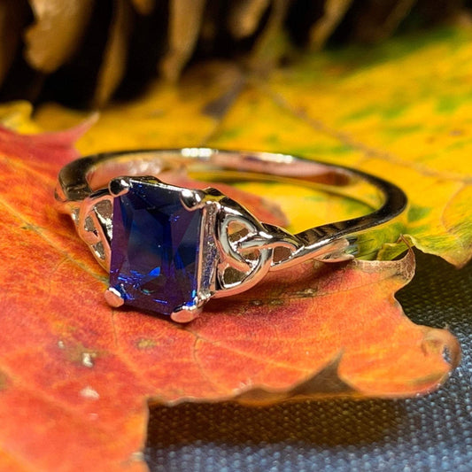 Solitaire Celtic Knot Ring — view 3