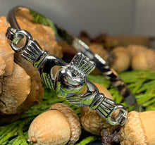 Load image into Gallery viewer, Claddagh Bracelet, Celtic Jewelry, Irish Jewelry, Friendship Gift, Anniversary Gift, Ireland Gift, Best Friend Gift, Mom Gift, Sister Gift