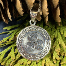 Load image into Gallery viewer, Celtic Spiral Necklace, Celtic Jewelry, Irish Jewelry, Scotland Jewelry, Norse Jewelry, Wiccan Jewelry, Pagan Jewelry, Druid Jewelry