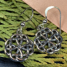 Load image into Gallery viewer, Celtic Knot Earrings, Irish Jewelry, Trinity Knot Earrings, Mom Gift, Anniversary Gift, Scotland Jewelry, Wife Gift, Triquetra Jewelry