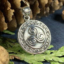 Load image into Gallery viewer, Ancient Spirit Celtic Spiral Necklace 05