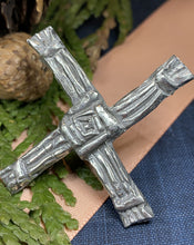 Load image into Gallery viewer, Saint Bridget's Cross Brooch, Celtic Pin, Religious Jewelry, Irish Cross Pin, Celtic Cross Gift, Sister Gift, Mom Gift, Ireland Gift