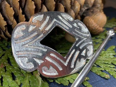 Load image into Gallery viewer, Celtic Scarf Ring, Scotland Jewelry, Irish Jewelry, Celtic Jewelry, Outlander Jewelry, Celtic Spiral Jewelry, Sister Gift, Scarf Slide