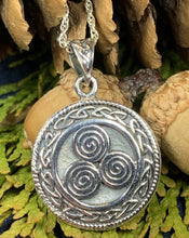 Load image into Gallery viewer, Celtic Spiral Necklace, Celtic Jewelry, Irish Jewelry, Scotland Jewelry, Norse Jewelry, Wiccan Jewelry, Pagan Jewelry, Druid Jewelry