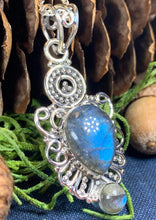 Load image into Gallery viewer, Labradorite Necklace, Gemstone Pendant, Celtic Jewelry, Anniversary Gift, Wiccan Jewelry, Pagan Necklace, Celtic Jewelry, Wife Gift

