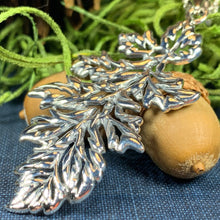 Load image into Gallery viewer, Oak Leaf Necklace, Celtic Necklace, Nature Necklace, Mom Gift, Woodland Jewelry, Tree Necklace, Wiccan Jewelry, Forest Jewelry