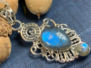 Labradorite Necklace, Gemstone Pendant, Celtic Jewelry, Anniversary Gift, Wiccan Jewelry, Pagan Necklace, Celtic Jewelry, Wife Gift