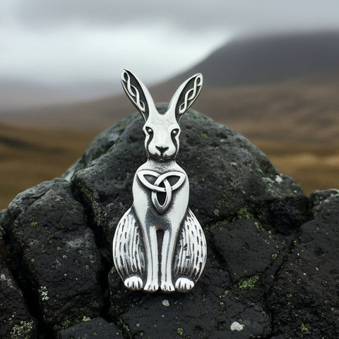 Load image into Gallery viewer, Rabbit Pin, Nature Jewelry, Trinity Knot Brooch, Mom Gift, Hare Brooch, Bunny Pin, Animal Jewelry, Celtic Brooch, Wiccan Jewelry, Wife Gift