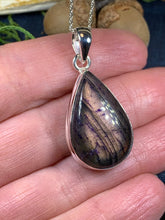 Load image into Gallery viewer, Celtic Night Necklace, Purple Labradorite Pendant, Celtic Jewelry, Anniversary Gift, Wiccan Jewelry, Mom Gift, Wife Gift, Sister Gift