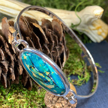 Load image into Gallery viewer, Scottish Celtic Bracelet, Heather Gem, Scotland Jewelry, Unique Bracelet, Graduation Gift, Gift for Her, Retirement Gift, Anniversary Gift