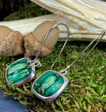 Load image into Gallery viewer, Celtic Square Earrings, Scotland Jewelry, Outlander Jewelry, Celtic Jewelry, Norse Jewelry, Anniversary Gift, Girlfriend Gift, Sister Gift

