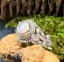 Load image into Gallery viewer, Celtic Vines Ring, Celtic Jewelry, Irish Jewelry, Celtic Knot Jewelry, Wiccan Ring, Moonstone Ring, Anniversary Gift, Labradorite Ring