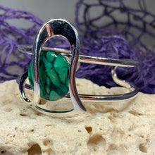 Load image into Gallery viewer, Heart Scottish Bracelet, Celtic Jewelry, Heathergems Bracelet, Scotland Jewelry, Heart Jewelry, Anniversary Gift, Friendship Gift