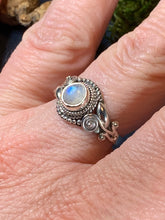 Load image into Gallery viewer, Celtic Vines Ring, Celtic Jewelry, Irish Jewelry, Celtic Knot Jewelry, Wiccan Ring, Moonstone Ring, Anniversary Gift, Labradorite Ring