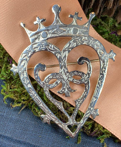 Luckenbooth Brooch, Scotland Pin, Celtic Pin, Heart Jewelry, Bridal Jewelry, Celtic Wedding, Gift for Her, Outlander Jewelry, Anniversary