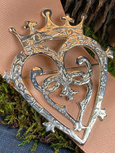 Load image into Gallery viewer, Luckenbooth Brooch, Scotland Pin, Celtic Pin, Heart Jewelry, Bridal Jewelry, Celtic Wedding, Gift for Her, Outlander Jewelry, Anniversary