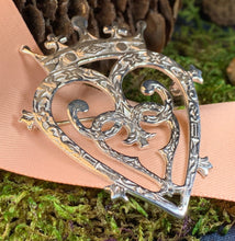 Load image into Gallery viewer, Luckenbooth Brooch, Scotland Pin, Celtic Pin, Heart Jewelry, Bridal Jewelry, Celtic Wedding, Gift for Her, Outlander Jewelry, Anniversary