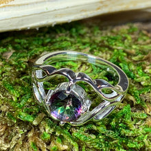 Load image into Gallery viewer, Azora Trinity Knot Ring 03