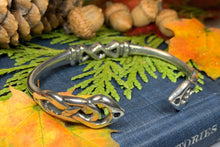 Load image into Gallery viewer, Celtic Knot Bracelet, Celtic Jewelry, Irish Bangle Bracelet, Scotland Jewelry, Ireland Jewelry, Celtic Cuff, Wife Gift, Girlfriend Gift
