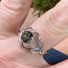 Load image into Gallery viewer, Azora Trinity Knot Ring 07
