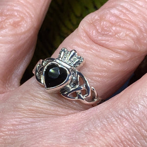 Elys Claddagh Ring