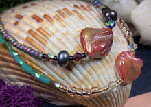 Load image into Gallery viewer, Seashell Ankle Bracelet, Crystal Ankle Bracelet, Crystal Anklet, Summer Jewelry, Beach Jewelry, Swarovski Crystal Bracelet, Boho Anklet