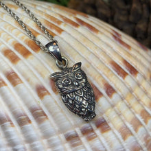 Load image into Gallery viewer, Owl Necklace, Bird Pendant, Nature Jewelry, Forest Jewelry, Pagan Jewelry, Mystical Jewelry, Gift for Her, Mom Gift, Wiccan Jewelry