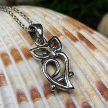 Load image into Gallery viewer, Owl Necklace, Bird Pendant, Nature Jewelry, Forest Jewelry, Pagan Jewelry, Mystical Jewelry, Gift for Her, Mom Gift, Wiccan Jewelry