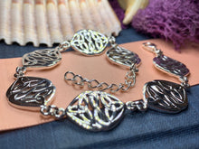 Load image into Gallery viewer, Celtic Heart Bracelet, Celtic Jewelry, Irish Jewelry, Scotland Bracelet, Love Knot Jewelry, Trinity Knot Jewelry, Celtic Knot Bracelet