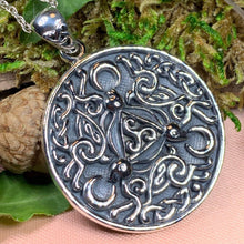 Load image into Gallery viewer, Rabbit Necklace, Triple Hare Pendant, Animal Jewelry, Nature Necklace, Celtic Jewelry, Hare Jewelry, Wiccan Jewelry, Goddess Jewelry