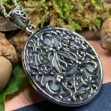 Load image into Gallery viewer, Rabbit Necklace, Triple Hare Pendant, Animal Jewelry, Nature Necklace, Celtic Jewelry, Hare Jewelry, Wiccan Jewelry, Goddess Jewelry
